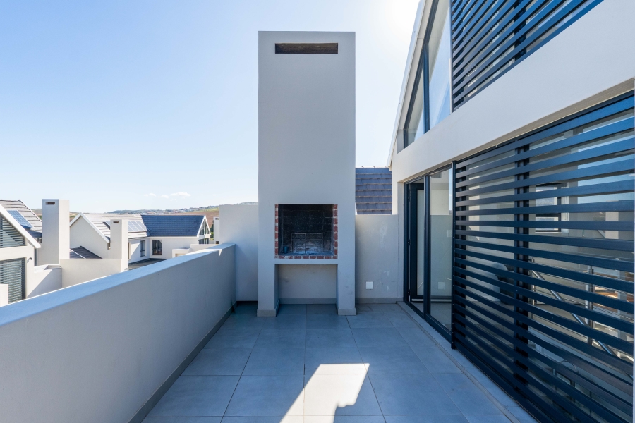 2 Bedroom Property for Sale in Hartland Lifestyle Estate Western Cape